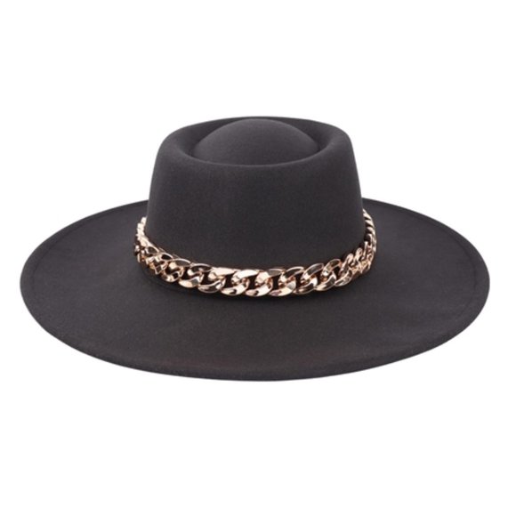 MODA ME COUTURE Accessories - CLASSIC chain detailed Hat -black